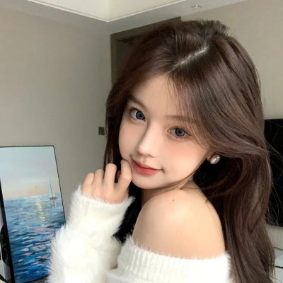 红衣小女孩