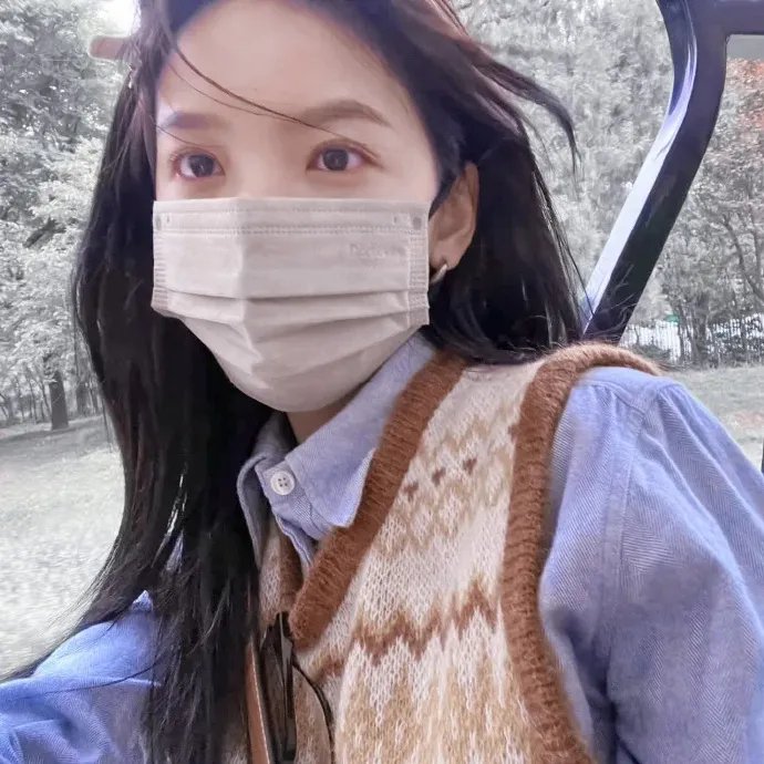樱花树下的时间胶囊